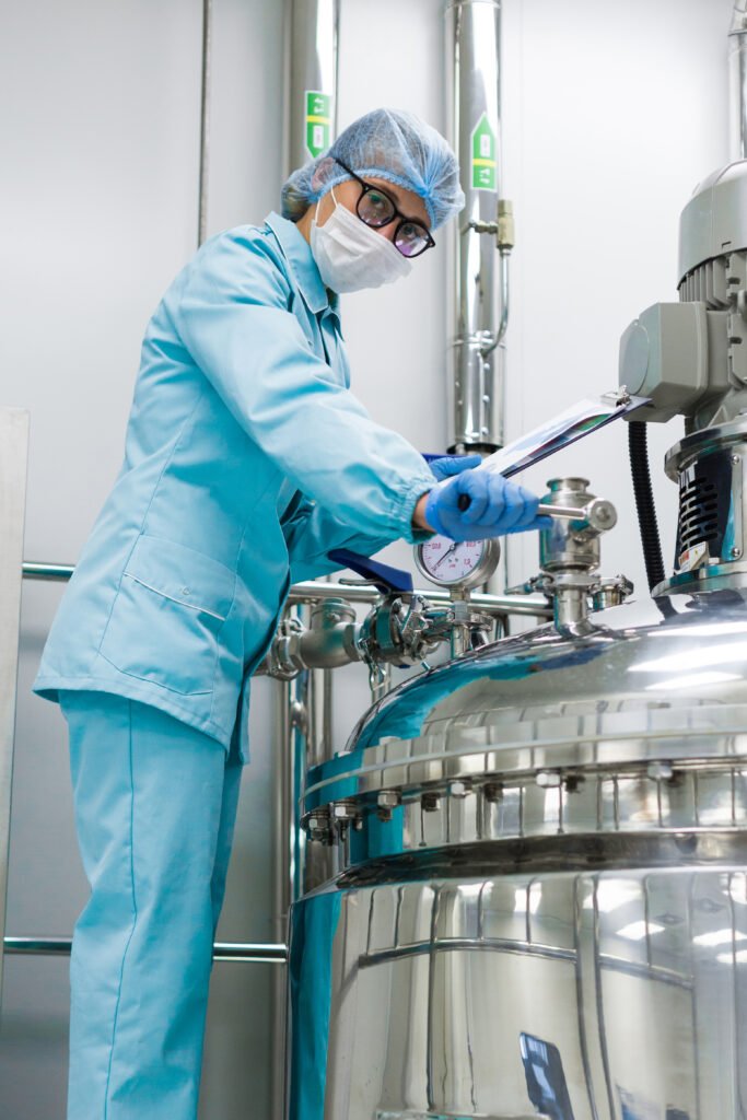 inspector in the production control process